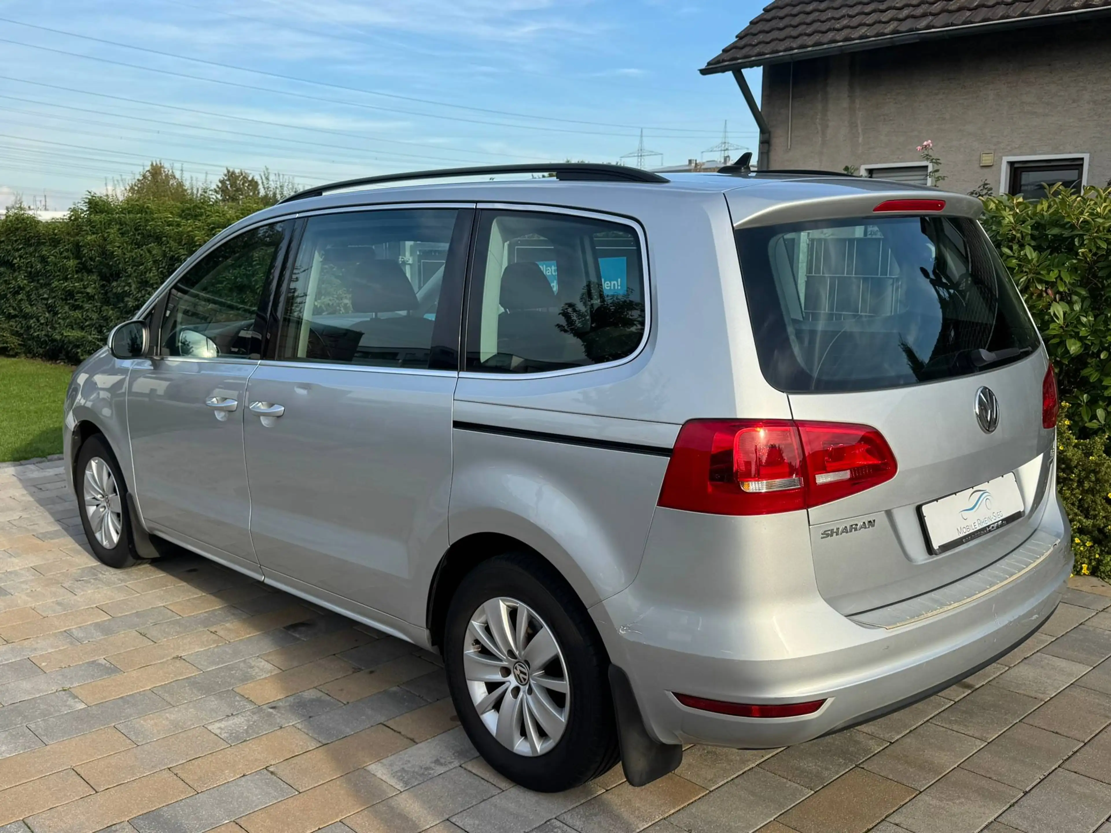 Volkswagen Sharan Comfortline BMT — photo 2