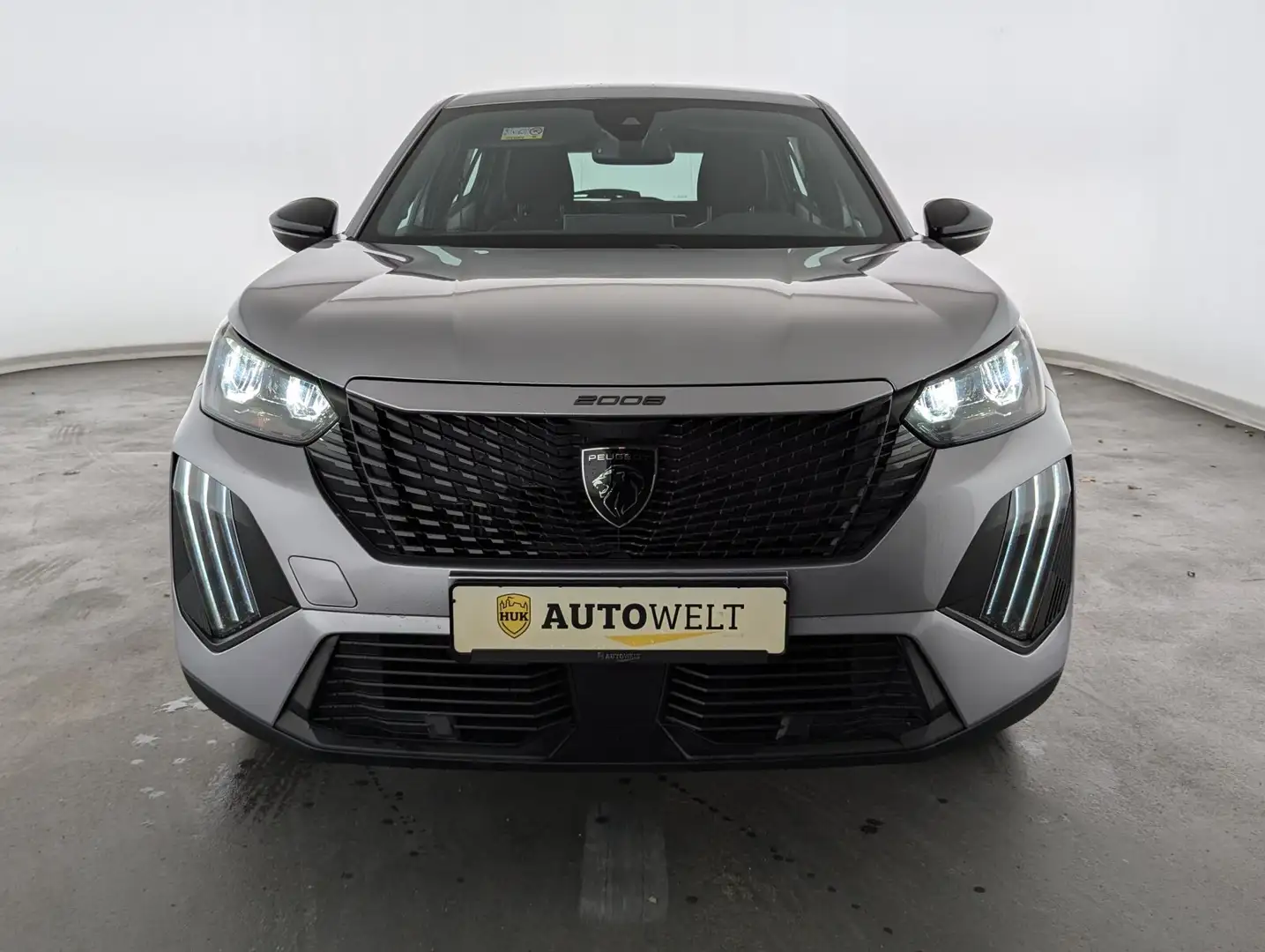 Peugeot 2008 2008 1.2 PureTech 100 Active (EURO 6d) NAVI+PDC+ Серый - 2