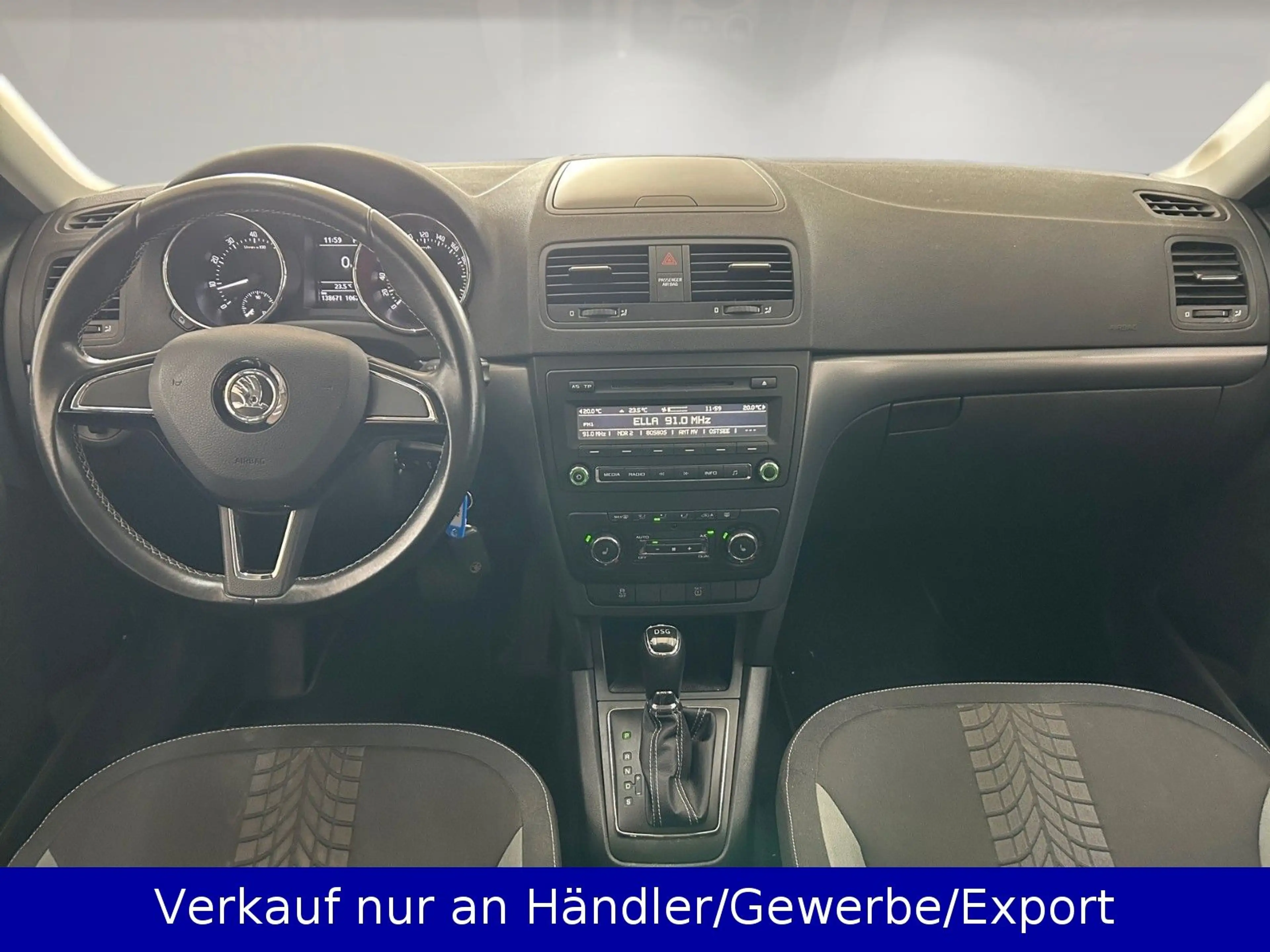 Skoda Yeti 1.4 TSI Automatik AAC Xenon SHZ PDC — photo 11