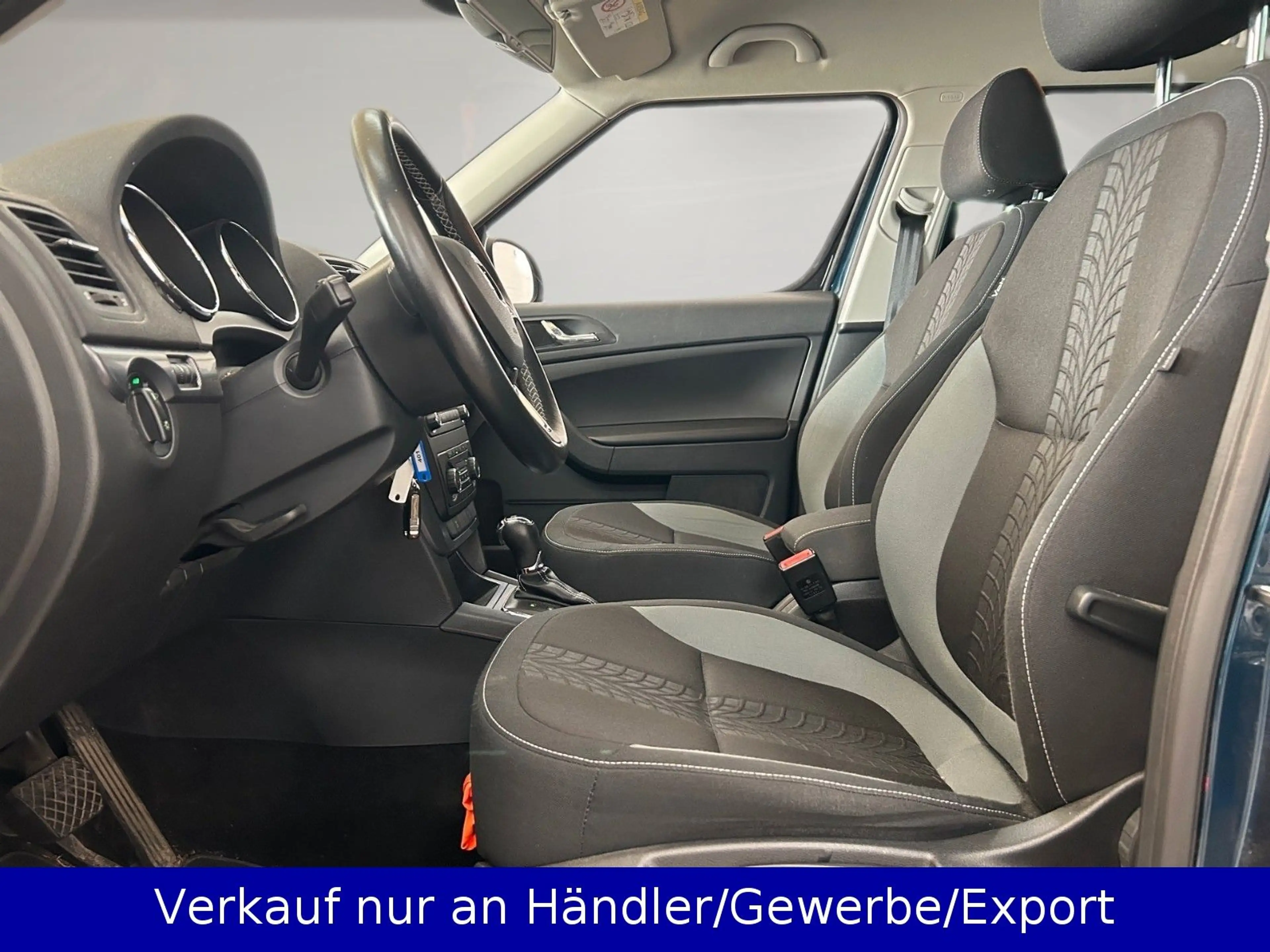Skoda Yeti 1.4 TSI Automatik AAC Xenon SHZ PDC — photo 9