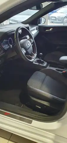 Ford Focus view 7