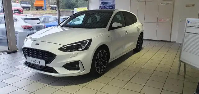 2018 Ford Focus in White for sale
