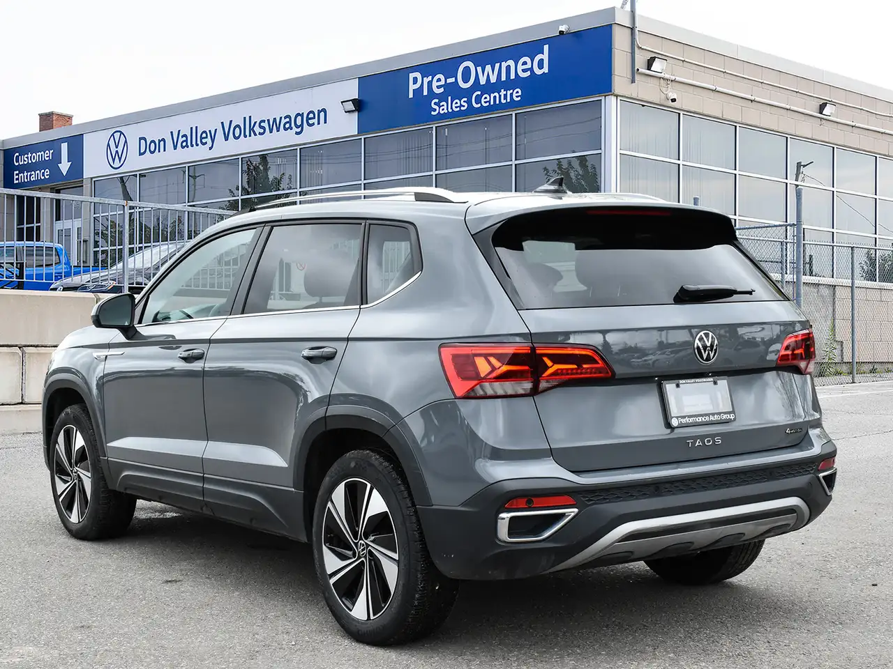 Volkswagen Taos снимка Volkswagen Taos