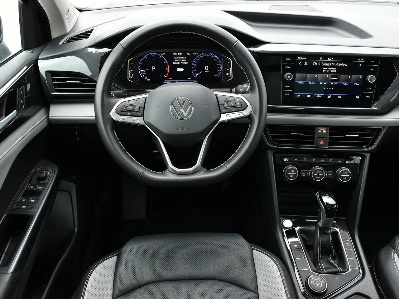 Volkswagen Taos снимка Volkswagen Taos