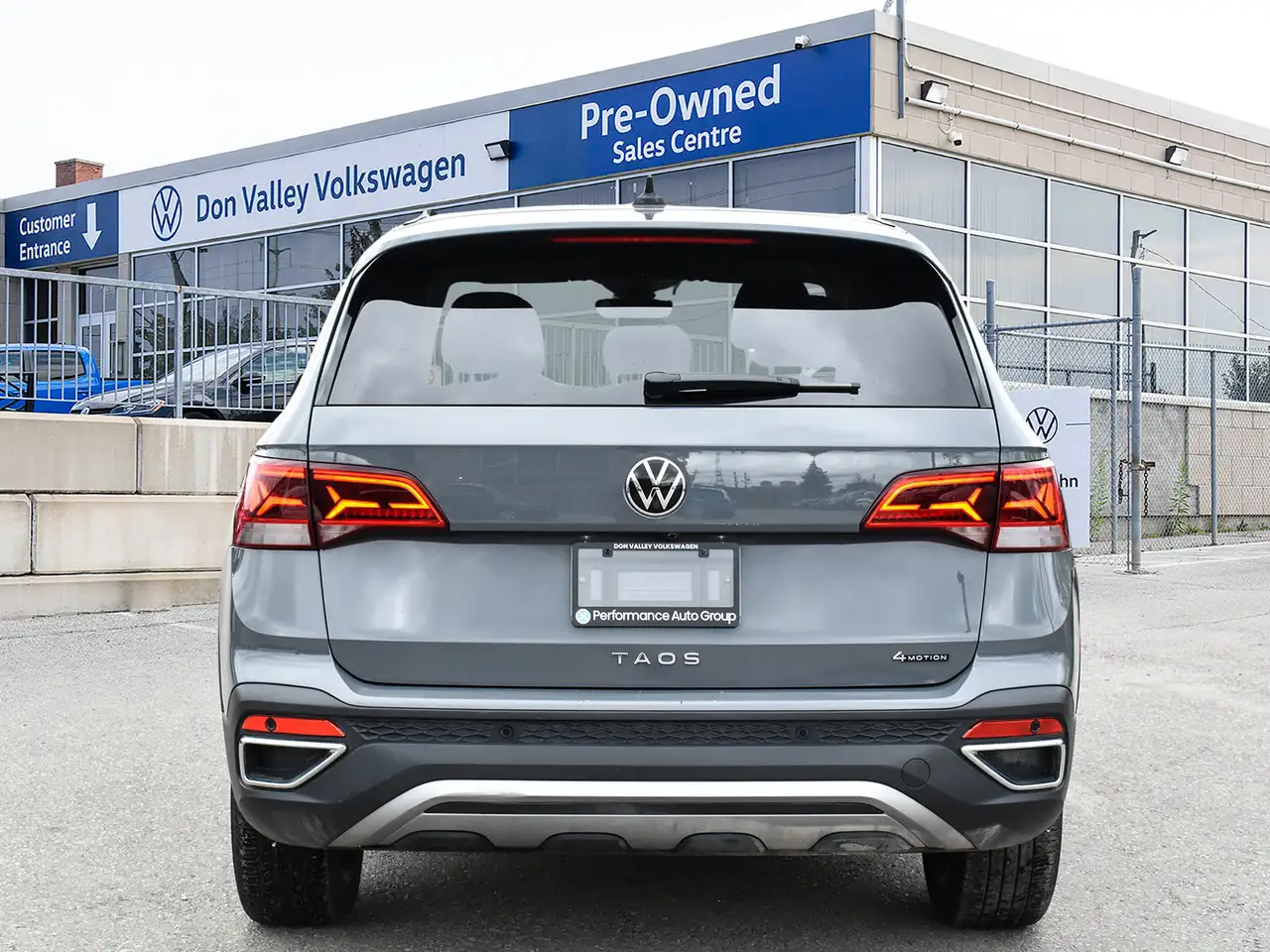 Volkswagen Taos снимка Volkswagen Taos