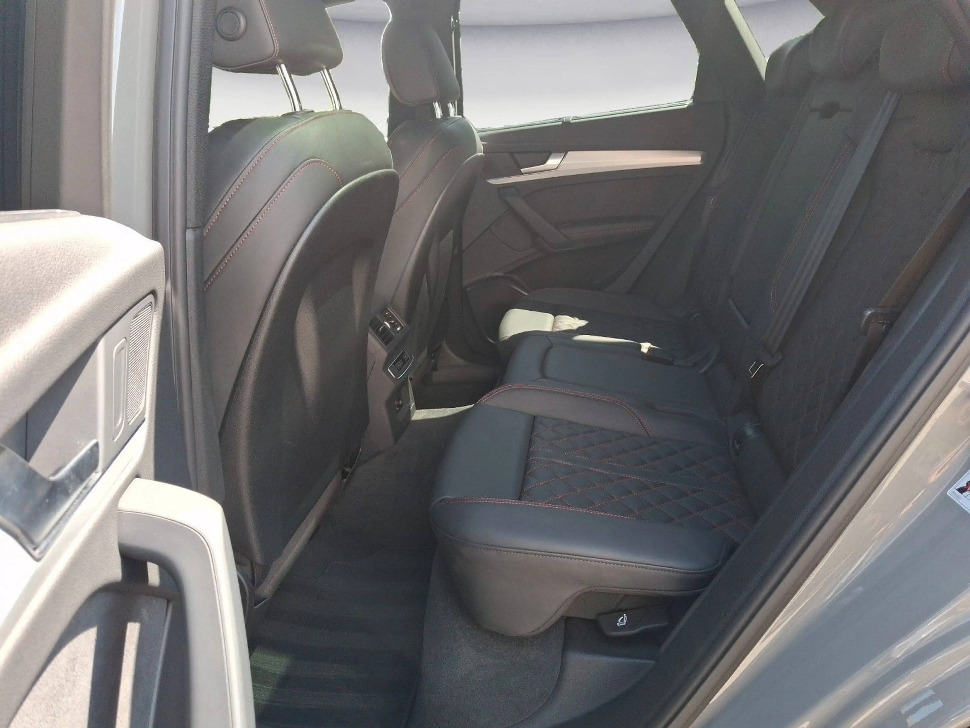 Audi SQ5 3,0 TDI 251 kW q tiptronic — photo 14