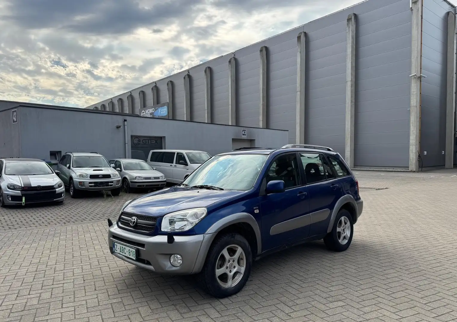Toyota RAV 4 2.0i VVT-i 16v 4x4 VIP CLIMATISATION EXPORT Modrá - 1