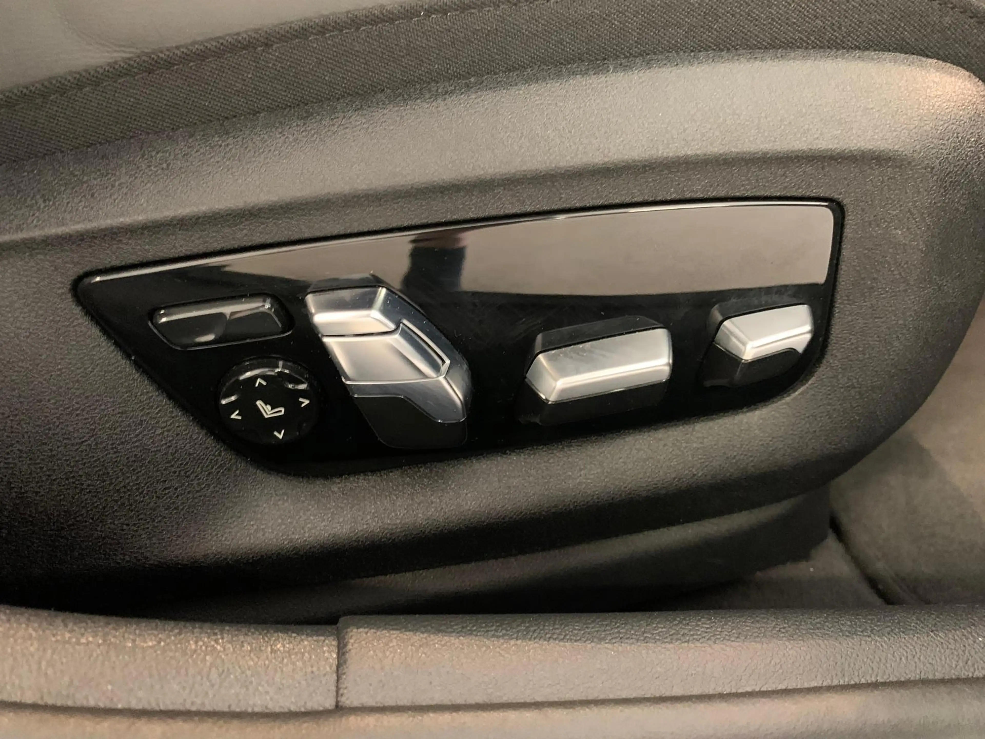 BMW 540 d xDr M Sport DR-PROF/LASER/360°/HUD/NAPPA — photo 4