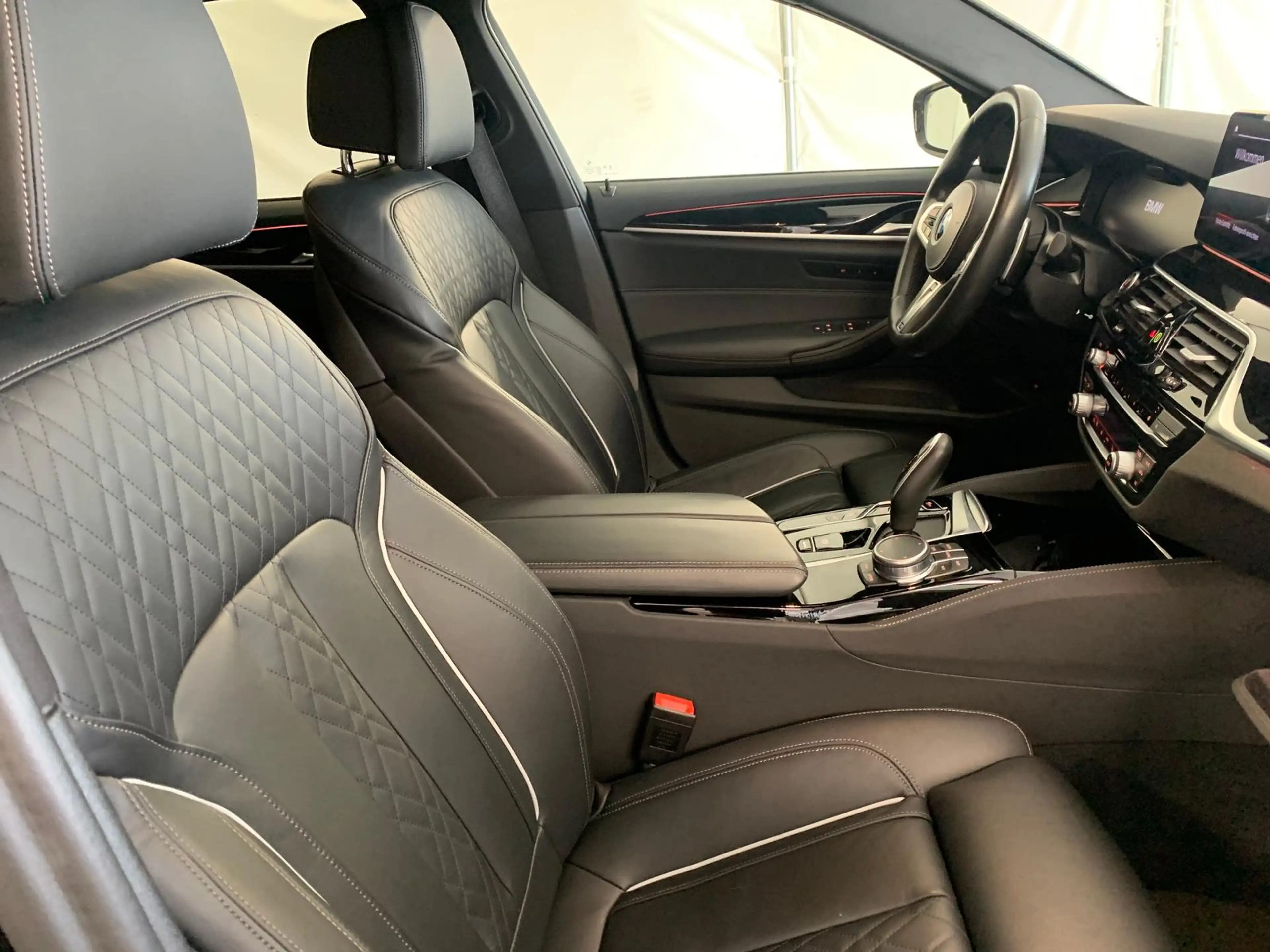 BMW 540 d xDr M Sport DR-PROF/LASER/360°/HUD/NAPPA — photo 3