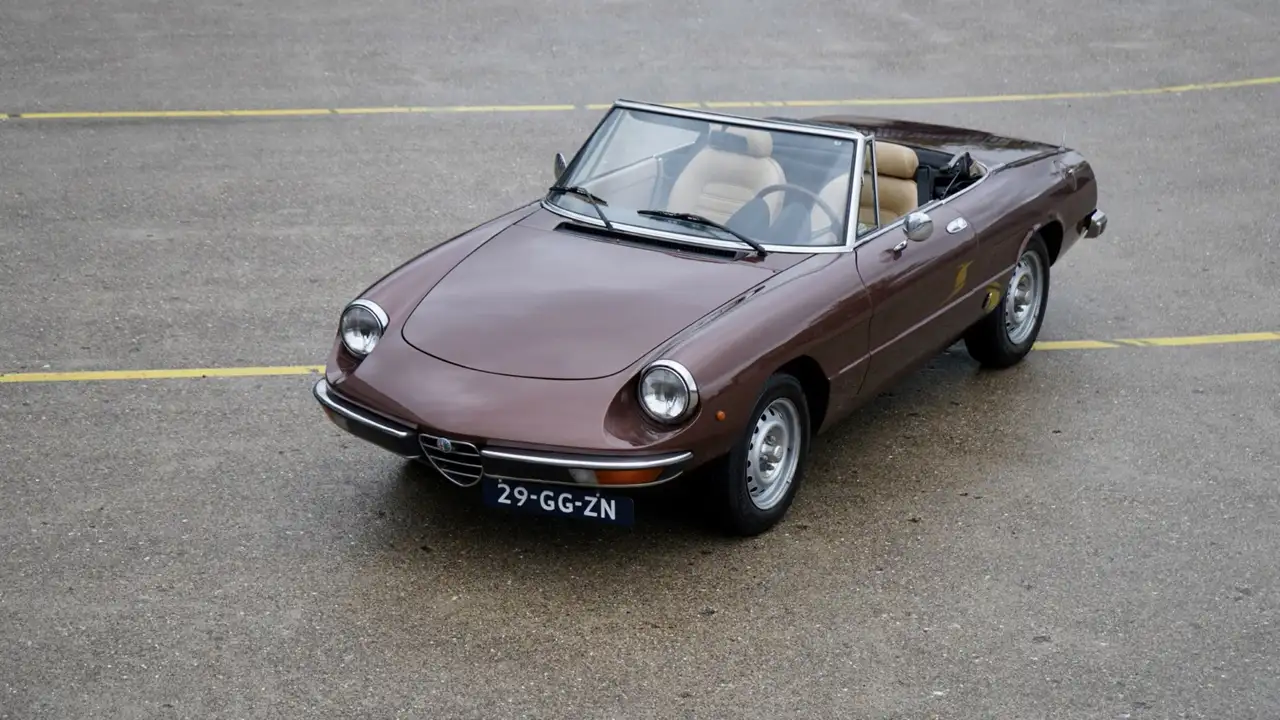 Alfa Romeo Spider 1.6 Coda Tronca, foto 1