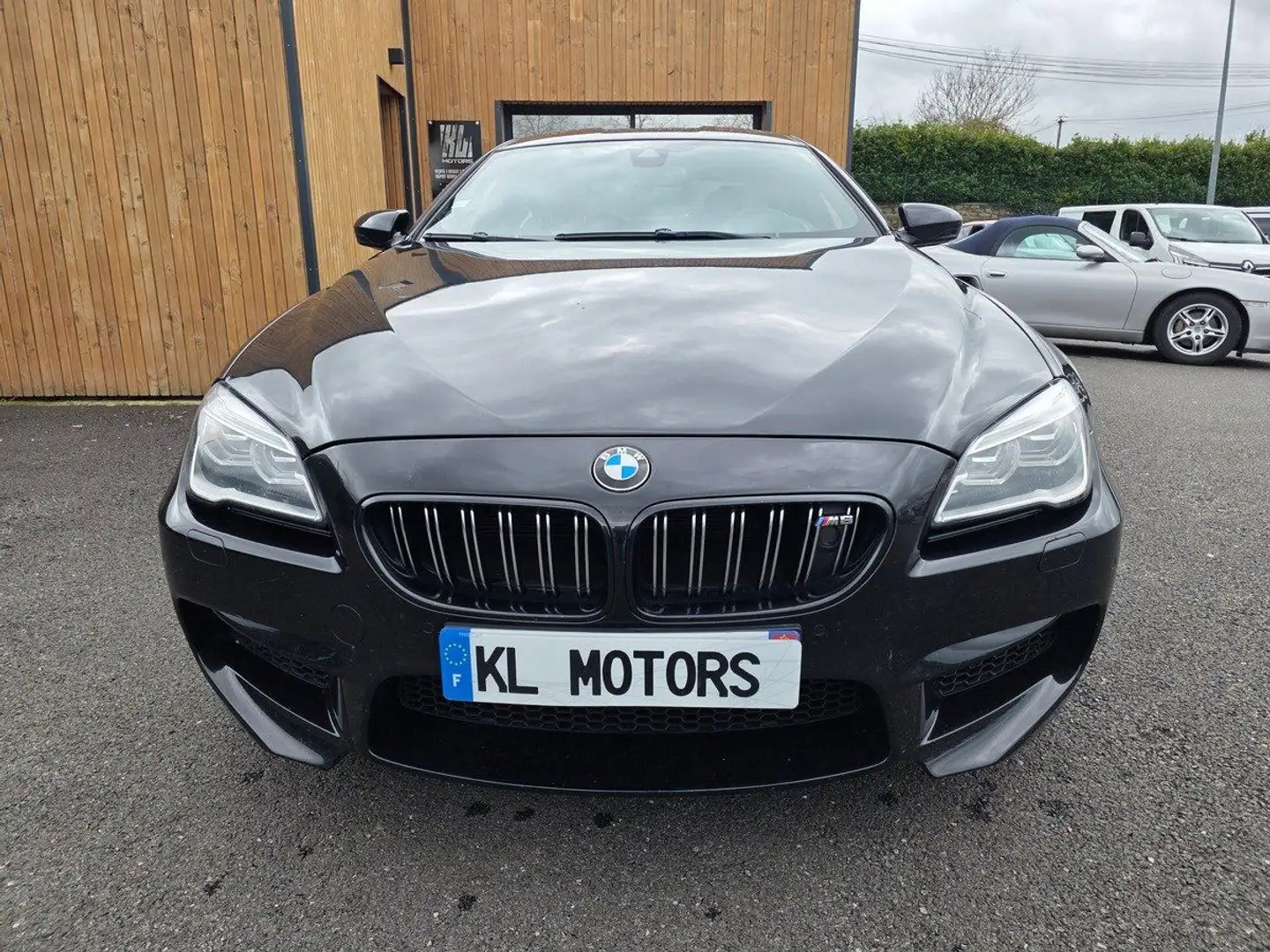 BMW M6 Gran Coupé 560CH PHASE 2 / DKG7 / 4.4L V8 BI-TURBO / F06 / FRANCAIS Schwarz - 2