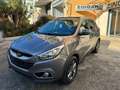 Hyundai iX35 1.7 CRDI 115 CV. 2WD X-POSSIBLE TETTO+NAVI+RETROC. Gris - thumbnail 3