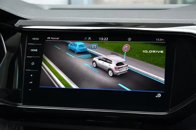 Volkswagen T-Cross view 15
