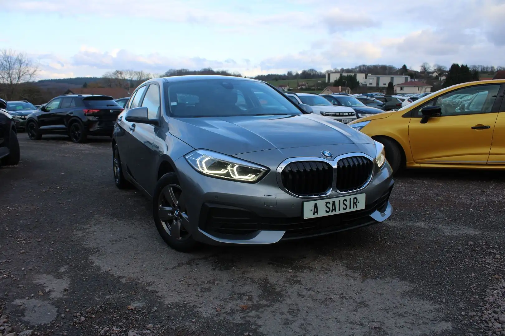 BMW 118 BUSINESS DESIGN 118I BOITE 6V 136 CV CAMÉRA FULL LEDS GRAND GPS 3D CLIM AUTO ABS Grigio - 1