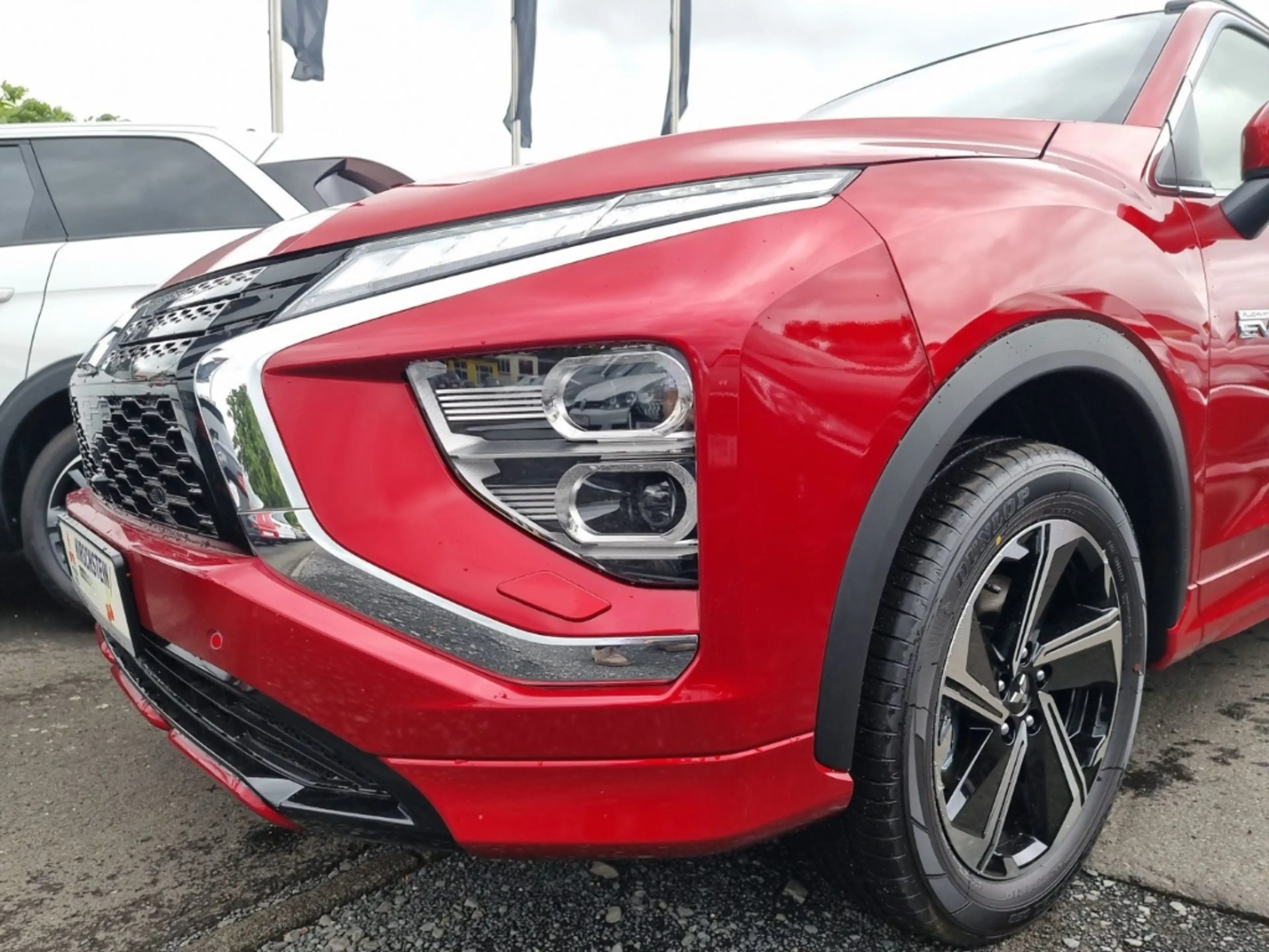Mitsubishi Eclipse Cross Plug-In Hybrid Top Pano Navi Head-Up — photo 5
