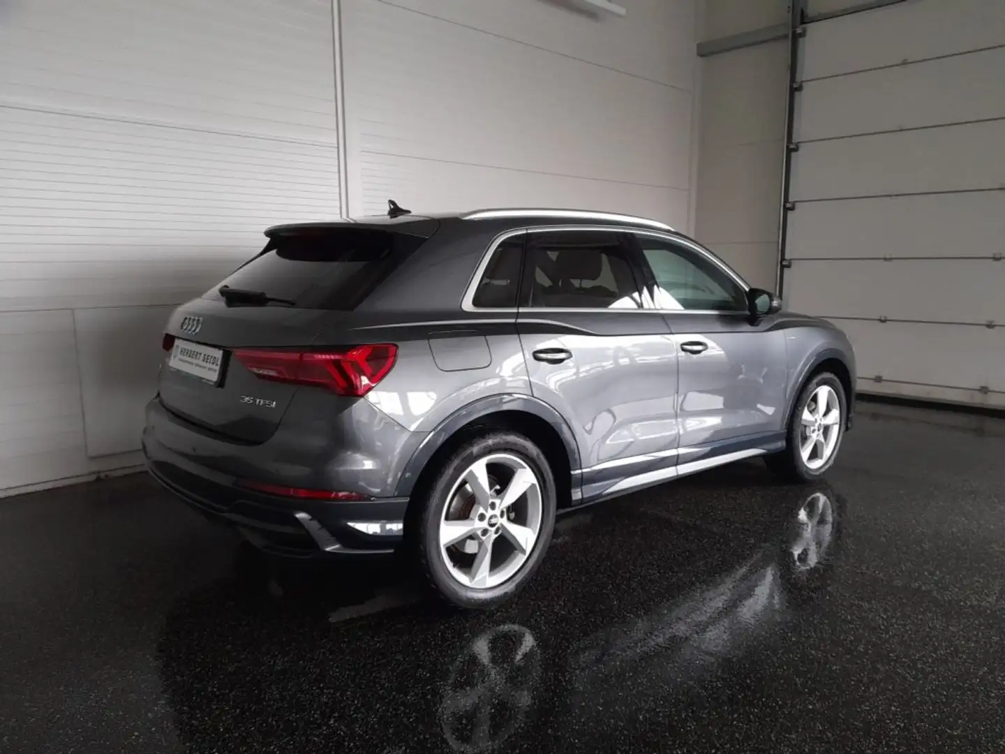Audi Q3 S-LINE 35 TFSI S-tr *19 ZOLL / VOLL LED / NAVI / VIRTUELL PLUS / KAMERA / TEILLEDER-SPORTSITZE / E-KLAPPE* Grau - 2