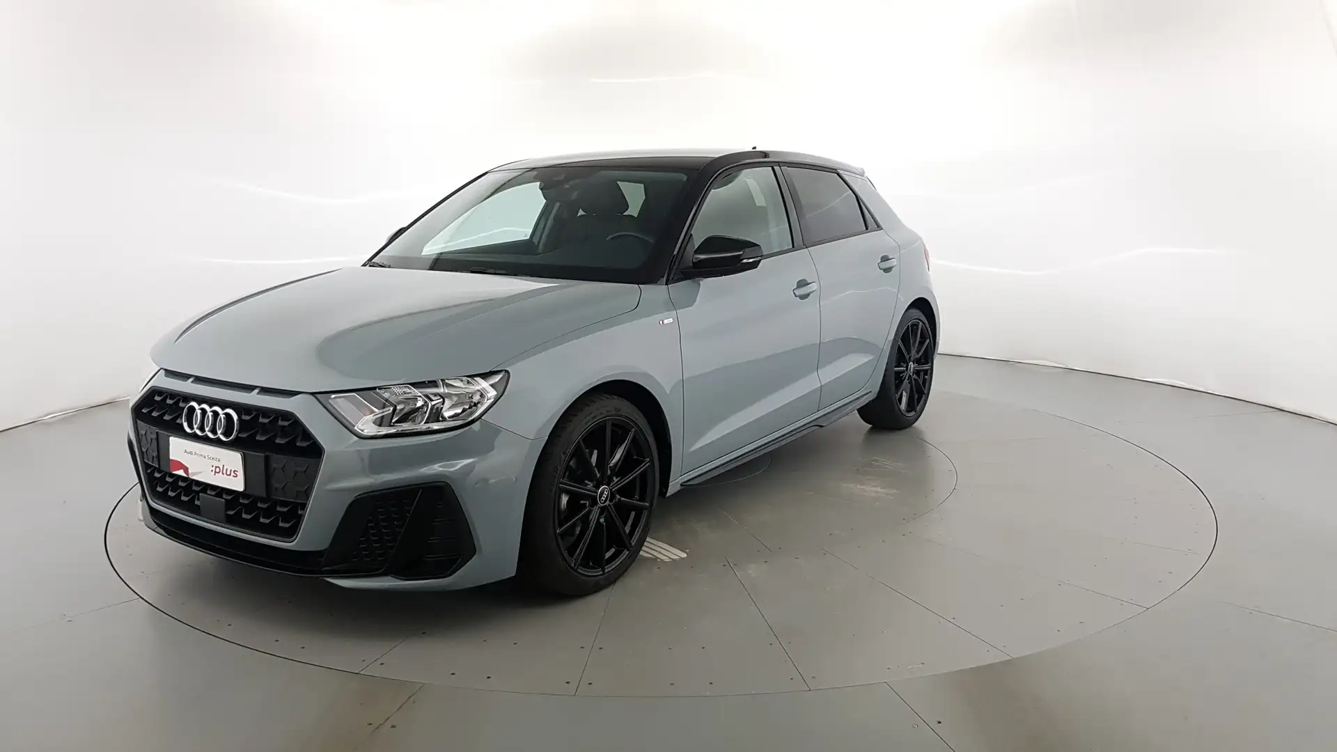 Audi A1 Sportback 30 1.0 tfsi Identity Black 110cv s-troni Grigio - 1