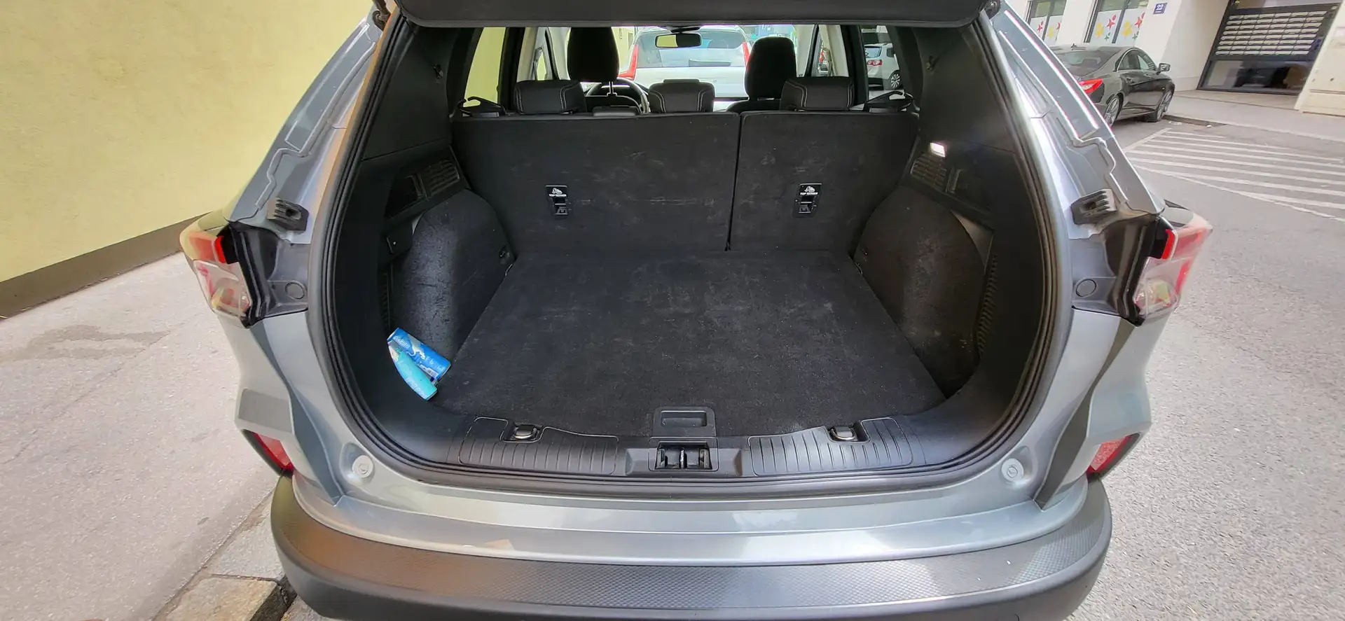 Ford Kuga Kuga 1,5 EcoBlue Titanium Titanium Grau - 1