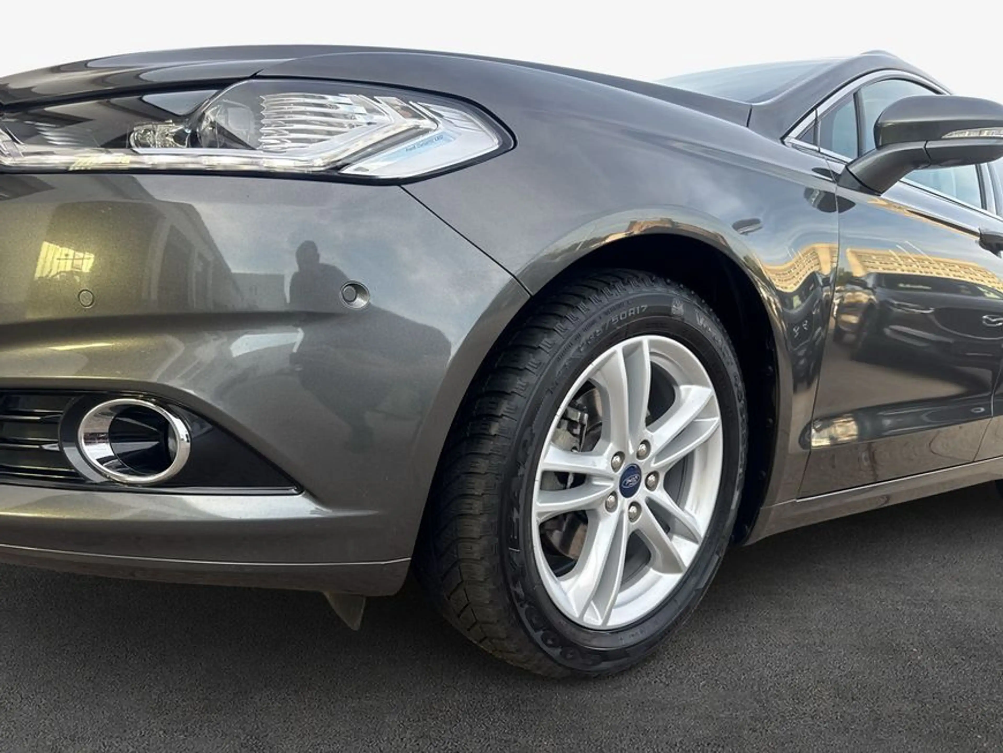 Ford Mondeo Turnier 1.5 EcoBoost Titanium Adaptive LED — photo 6