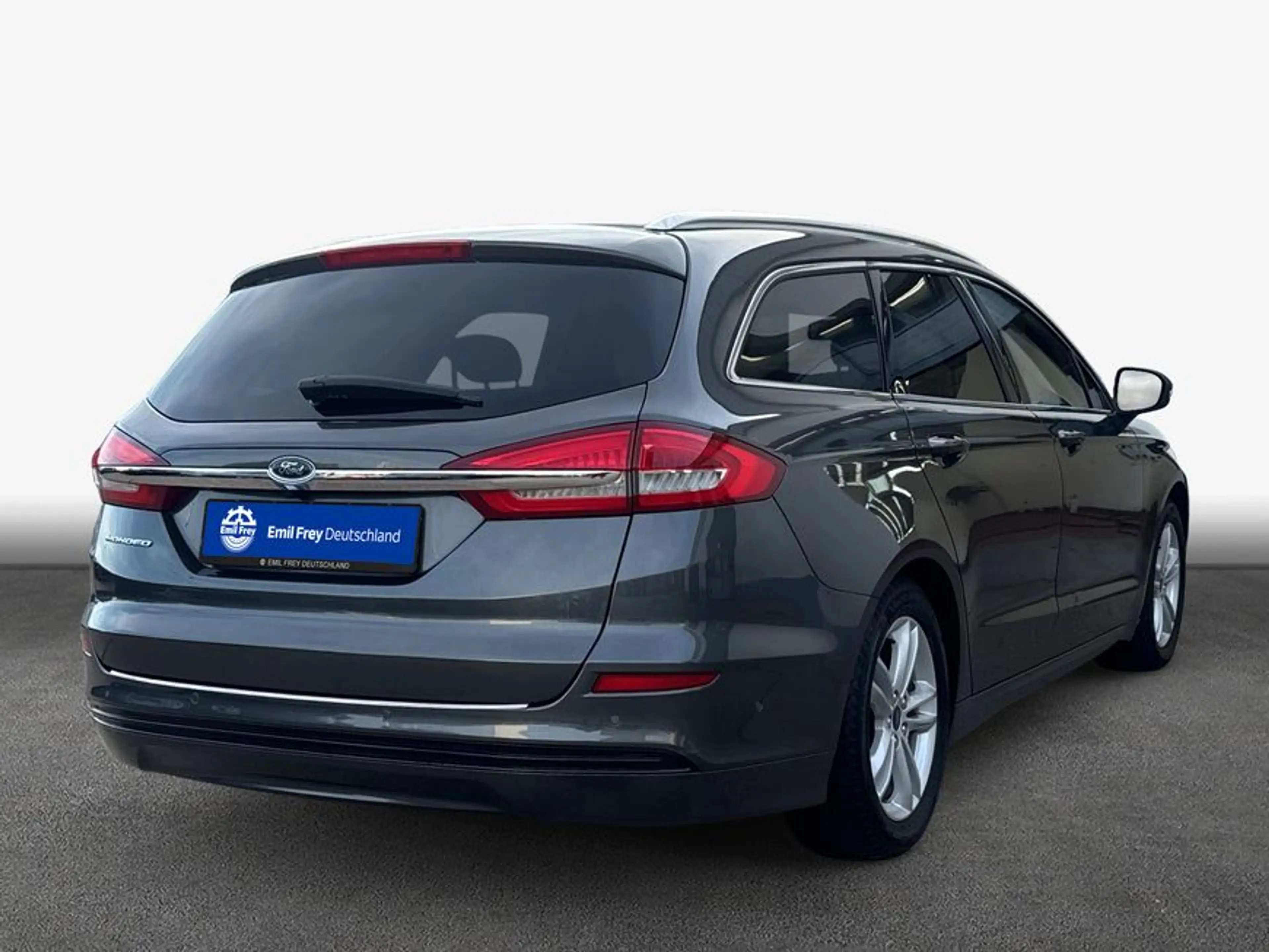 Ford Mondeo Turnier 1.5 EcoBoost Titanium Adaptive LED — photo 2
