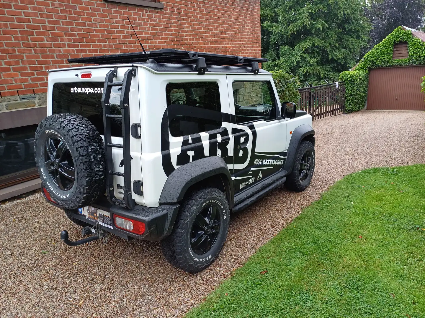 Suzuki Jimny Jimny 1.5i 4x4 GLX Alb - 1