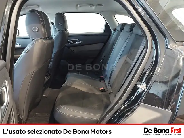 Land Rover Range Rover Velar view 8