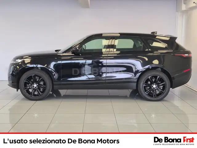 Land Rover Range Rover Velar view 3