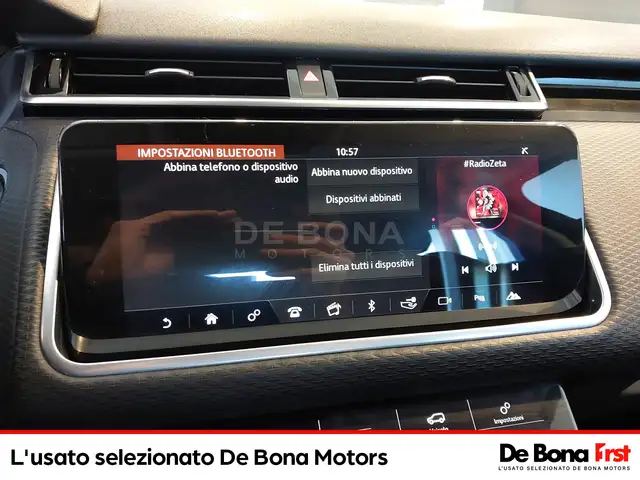 Land Rover Range Rover Velar view 13
