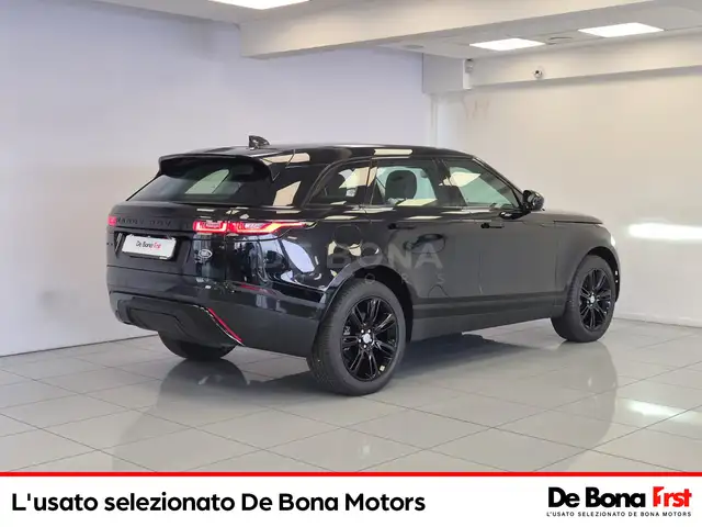 Land Rover Range Rover Velar view 4