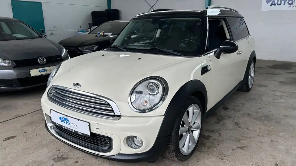 MINI Cooper Clubman