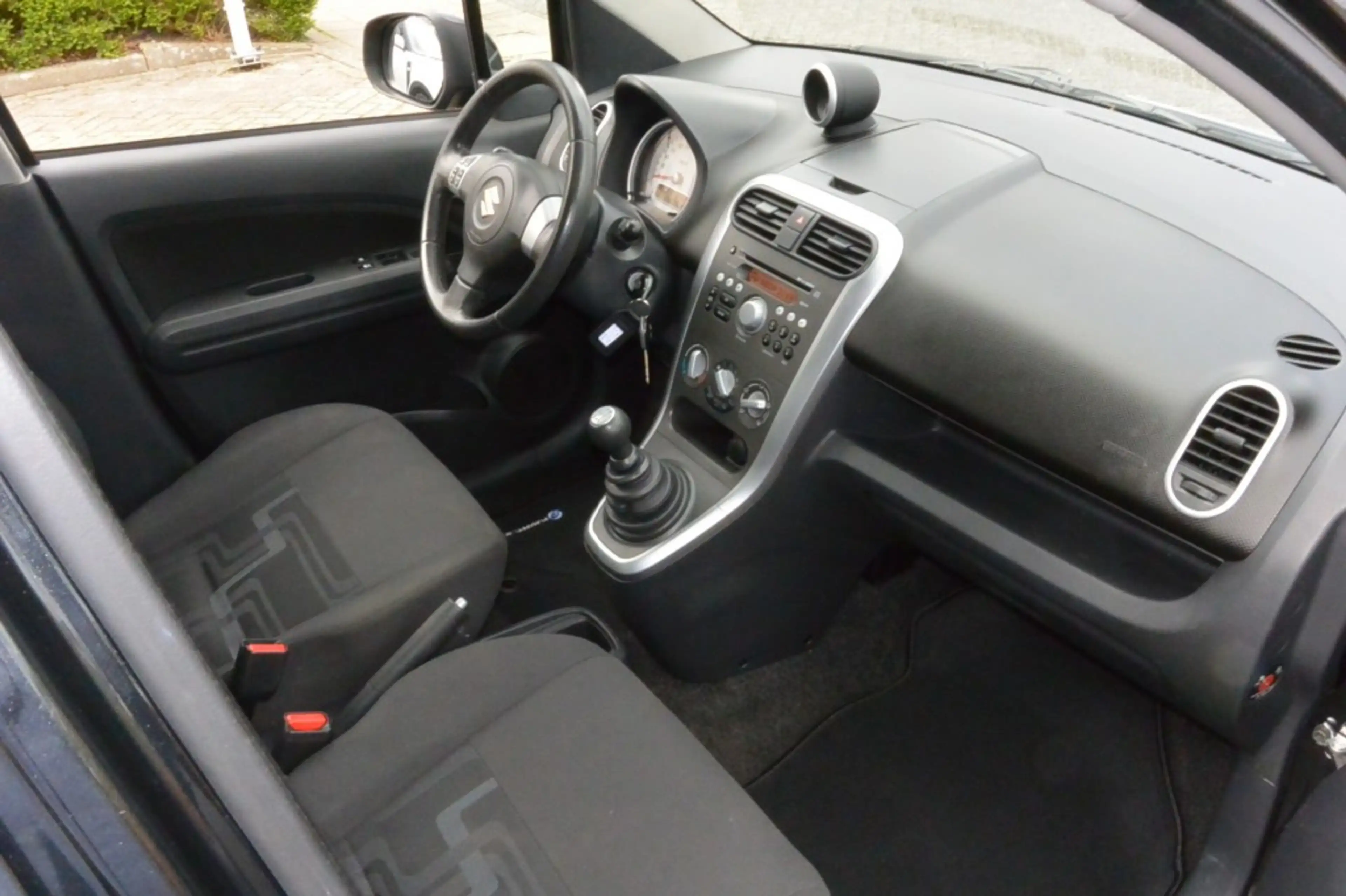 Suzuki Splash 1.0 Comfort 5-deurs Airco — photo 17