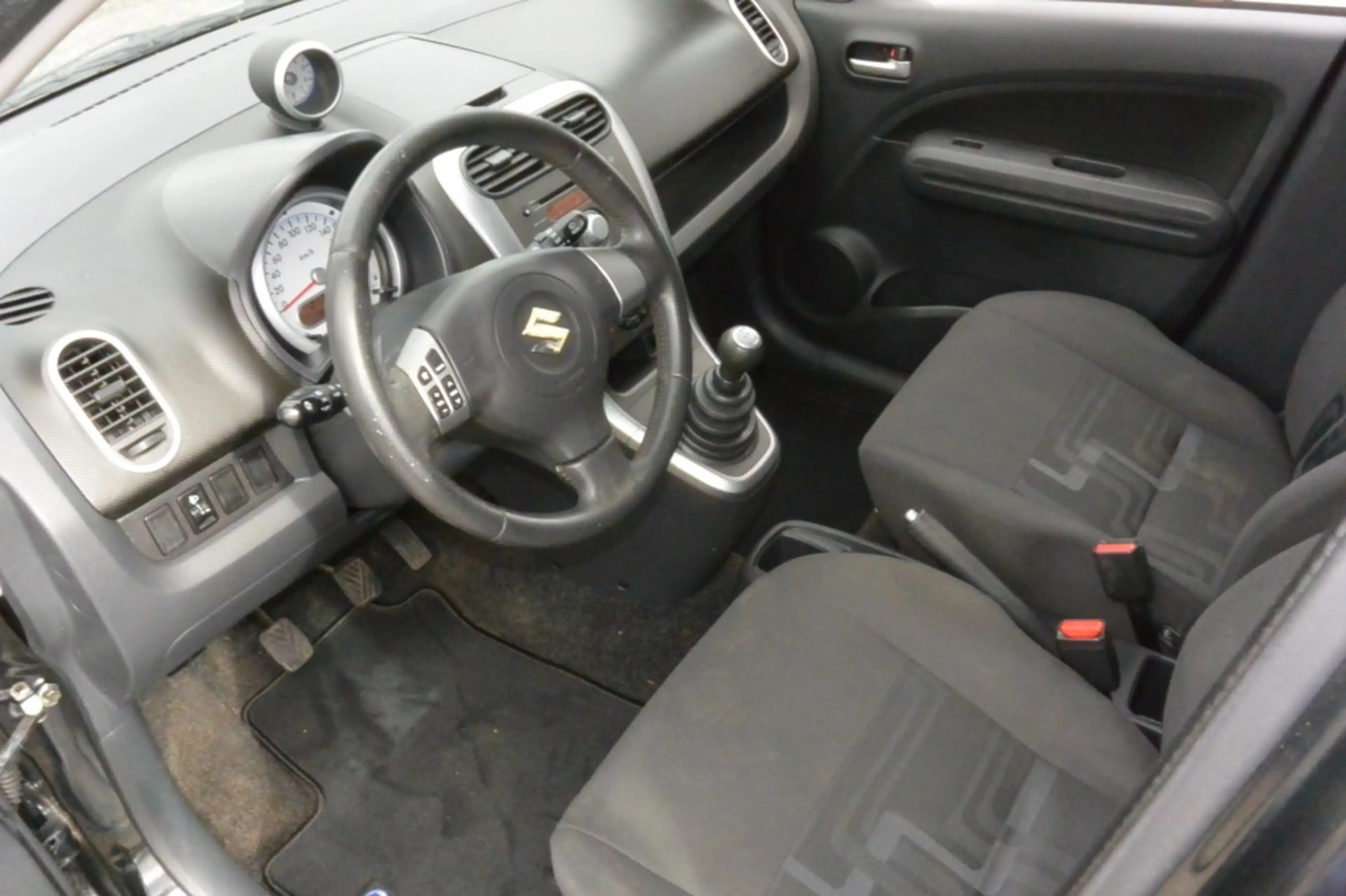 Suzuki Splash 1.0 Comfort 5-deurs Airco — photo 15