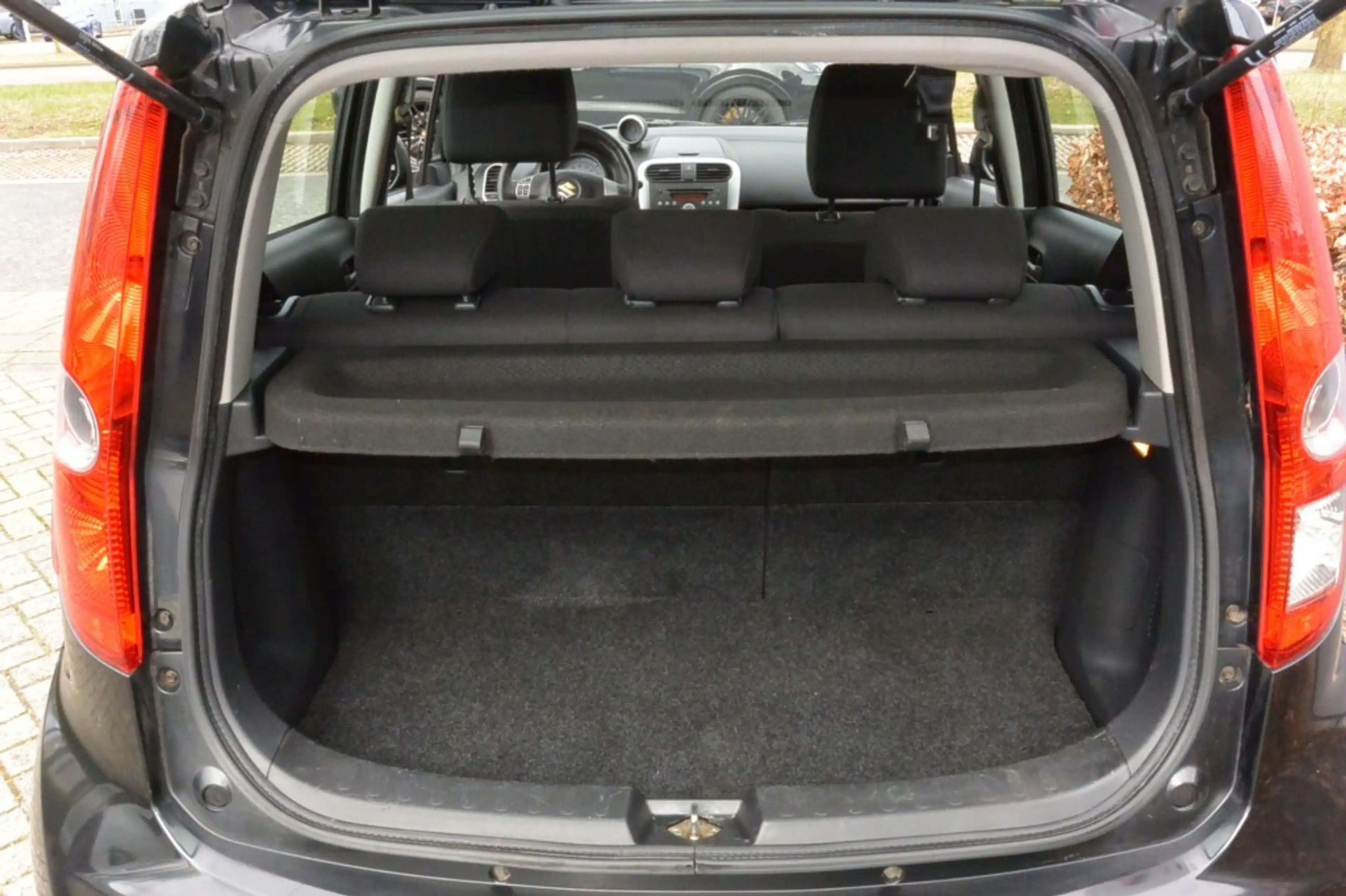 Suzuki Splash 1.0 Comfort 5-deurs Airco — photo 11