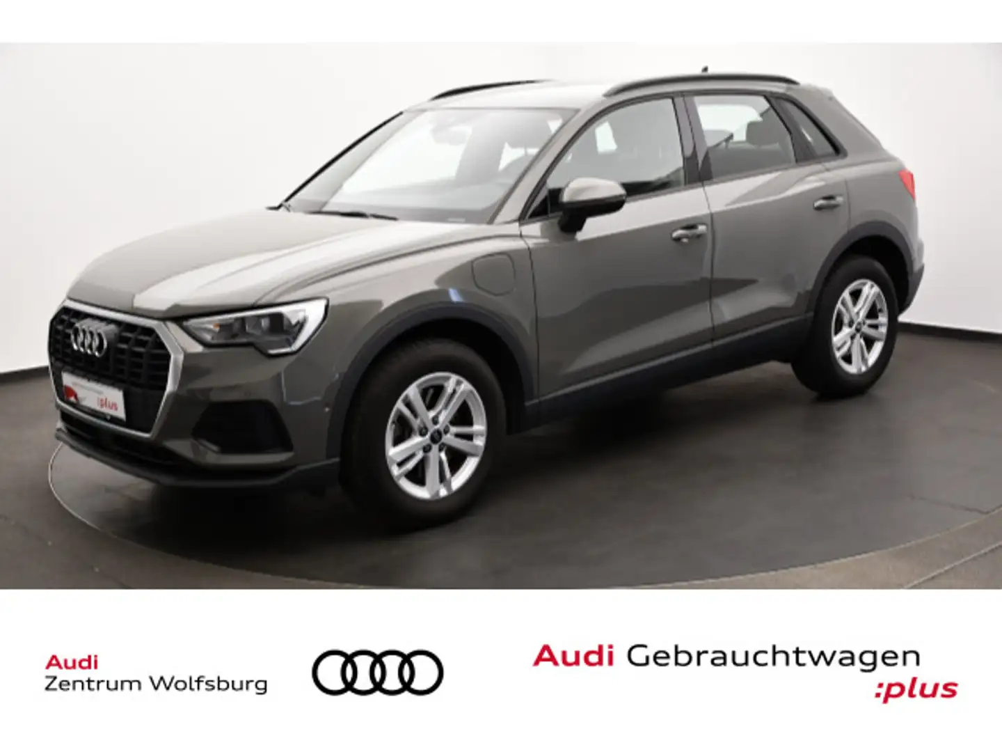 Audi Q3 45 TFSIe S-tronic basis Tempo/MMI/Sitzhzg Grau - 1