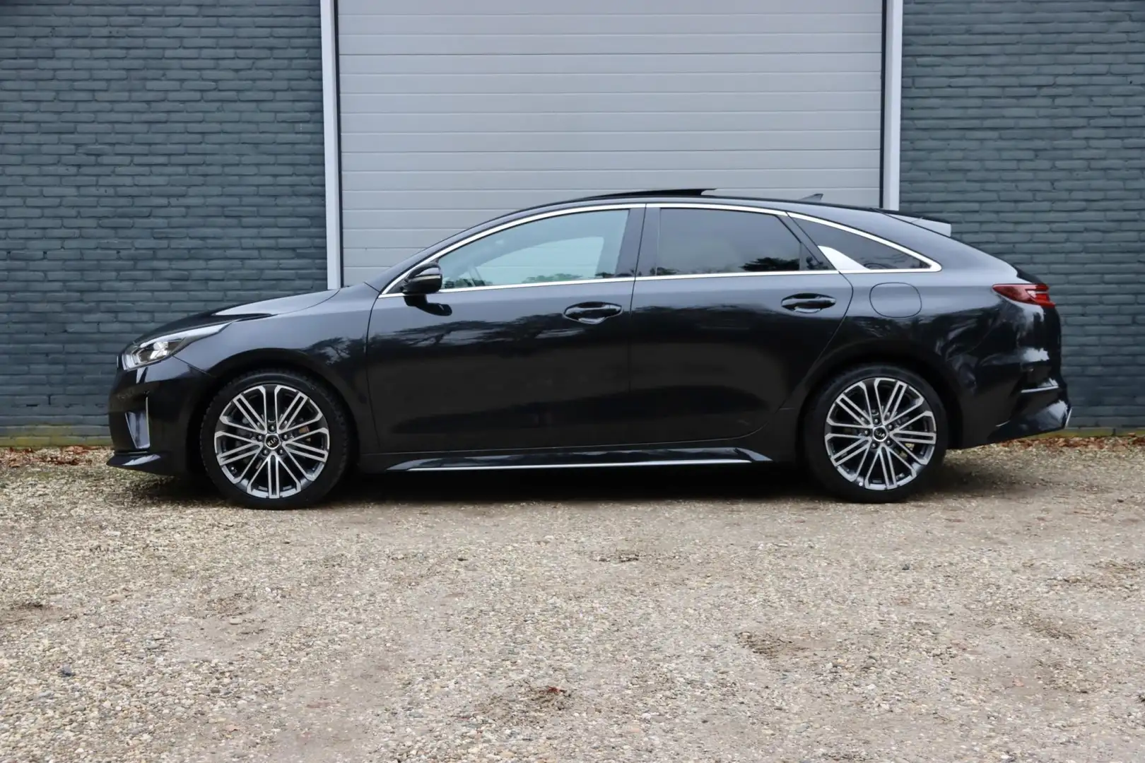 Kia ProCeed / pro_cee'd 1.4 T-GDI GT-PlusLine | PANORAMA | LED | NAVIGATIE Noir - 2