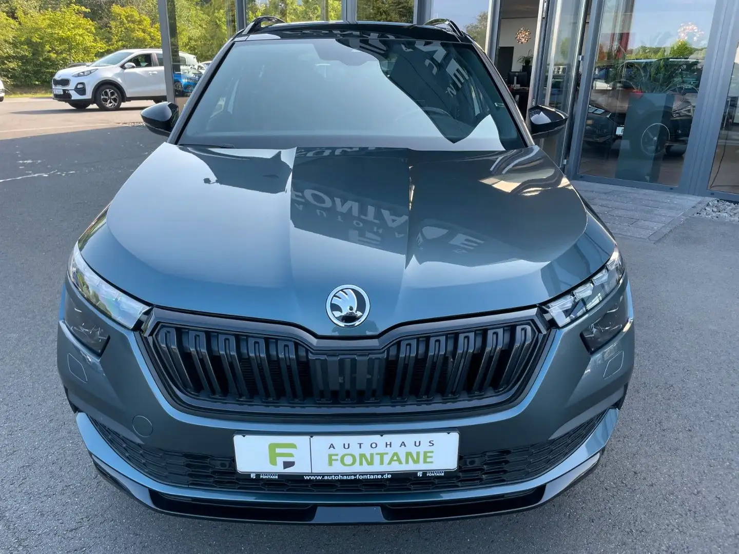 Skoda Kamiq 1,5TSI DSG Monte Carlo Virtual Matrix Navi Grau - 2
