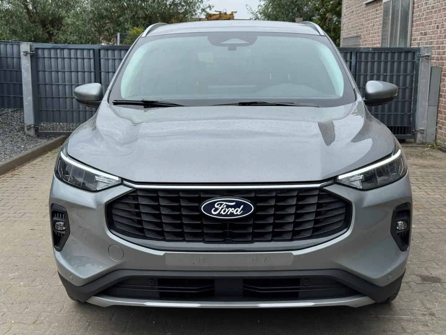 Ford Kuga Hybrid Titanium LED|KAMERA|CARPLAY|NAVI Plateado - 2