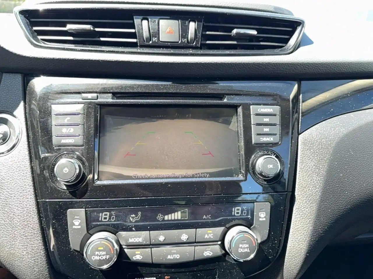 Nissan Qashqai снимка Nissan Qashqai