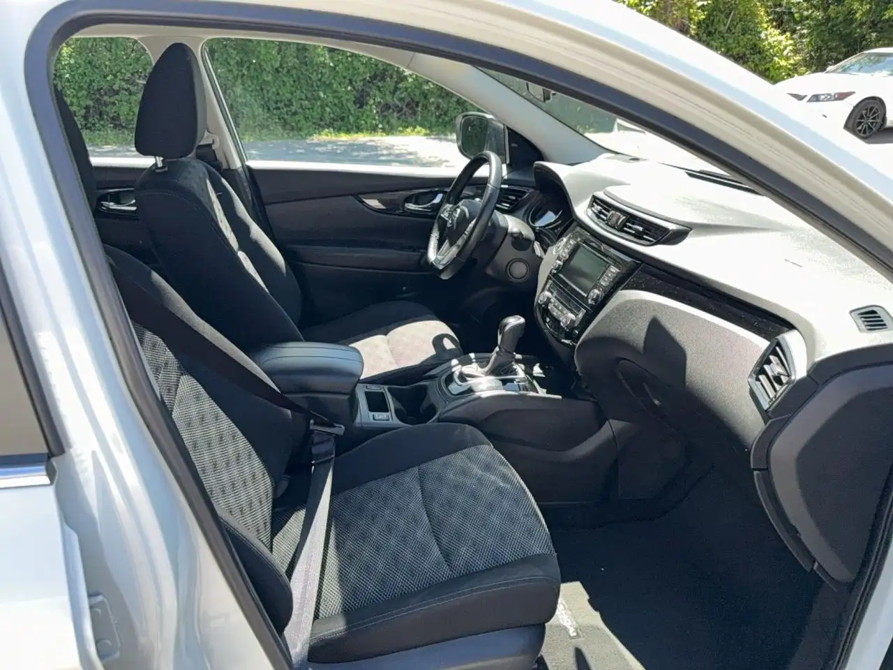 Nissan Qashqai снимка Nissan Qashqai