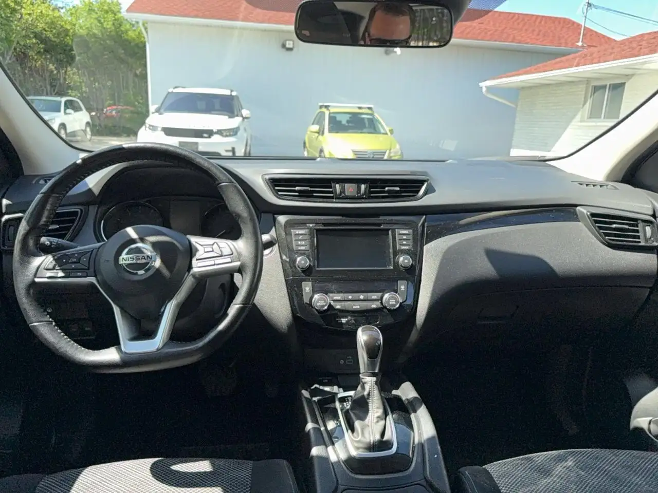 Nissan Qashqai снимка Nissan Qashqai
