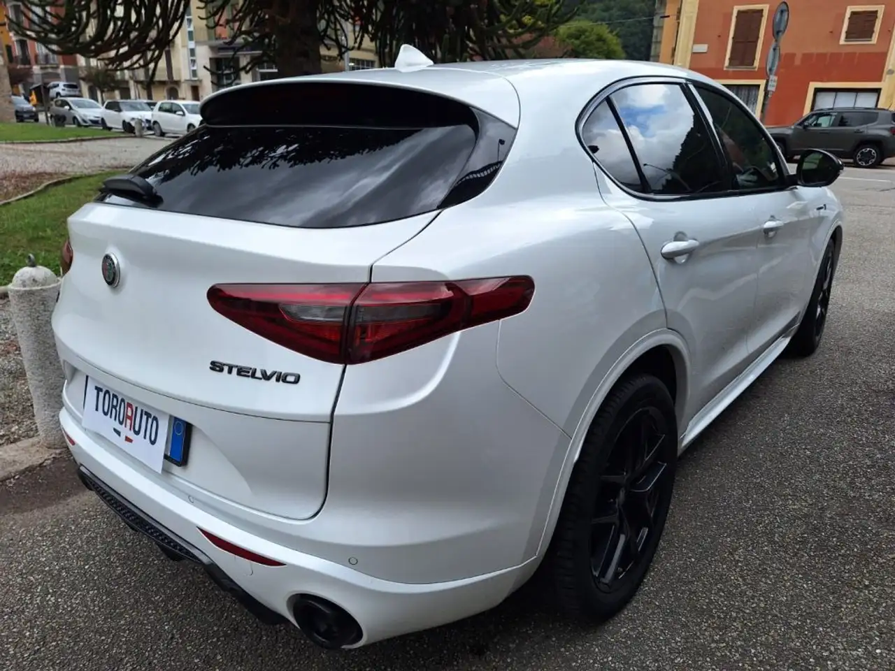 Alfa Romeo Stelvio 2021 — фото 6