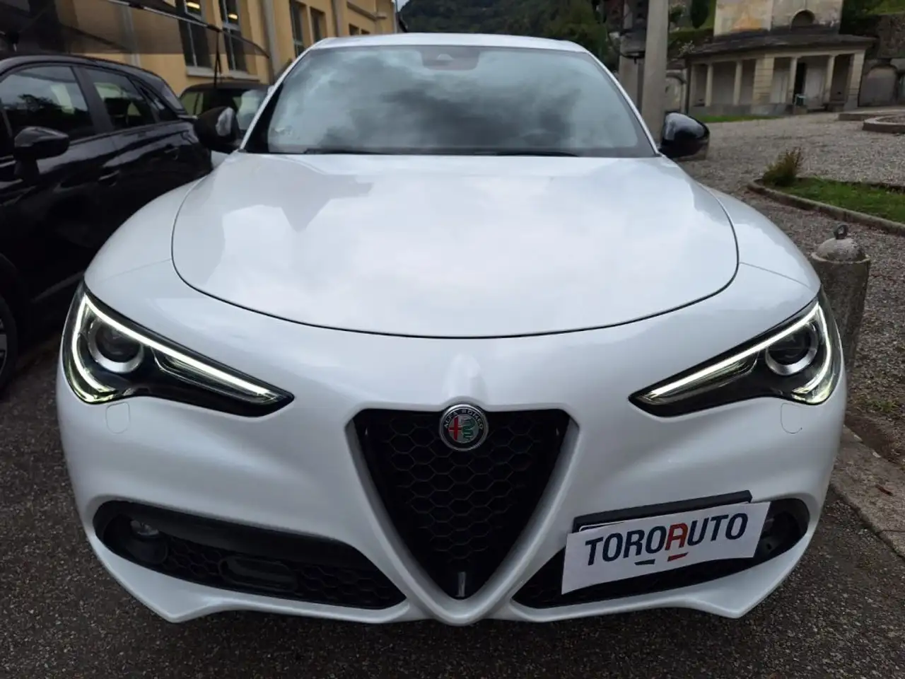 Alfa Romeo Stelvio 2021