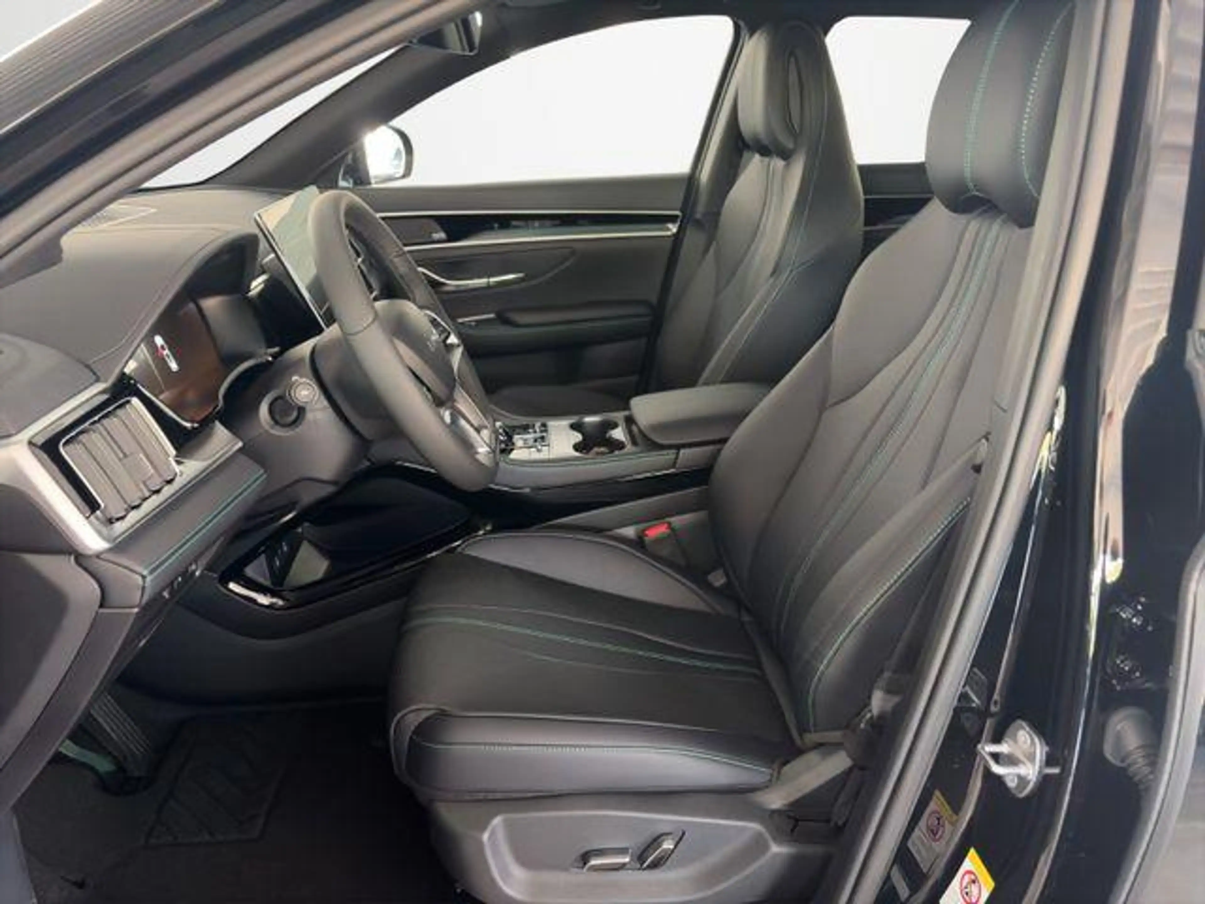 BYD Seal U DM-i Design AWD /360°/HUD/SHZ/PANO-DA 238 kW (3... — photo 6