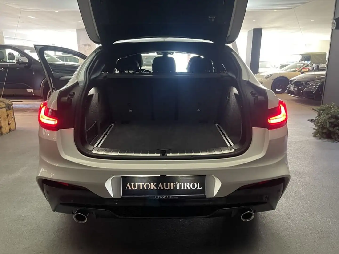 BMW X4 xDrive30i M Sport *AHV*Head*LASER Weiß - 2