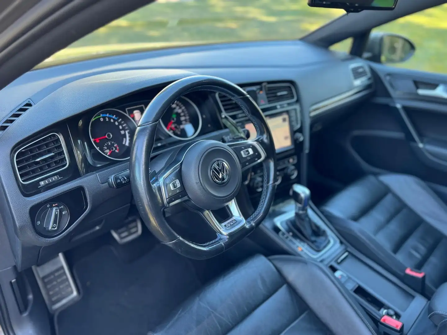 Volkswagen Golf 1.4 GTE Plug-In-Hybrid DSG - 2