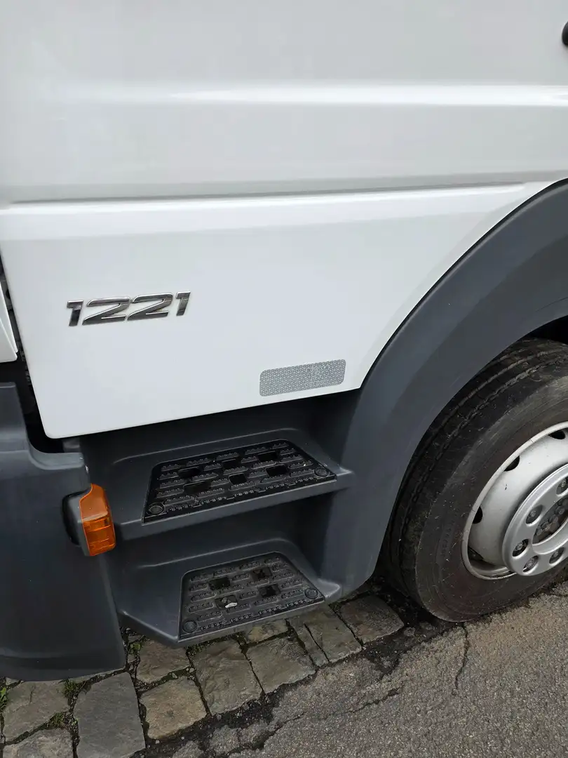 Mercedes-Benz Atego atego 1221 Weiß - 2