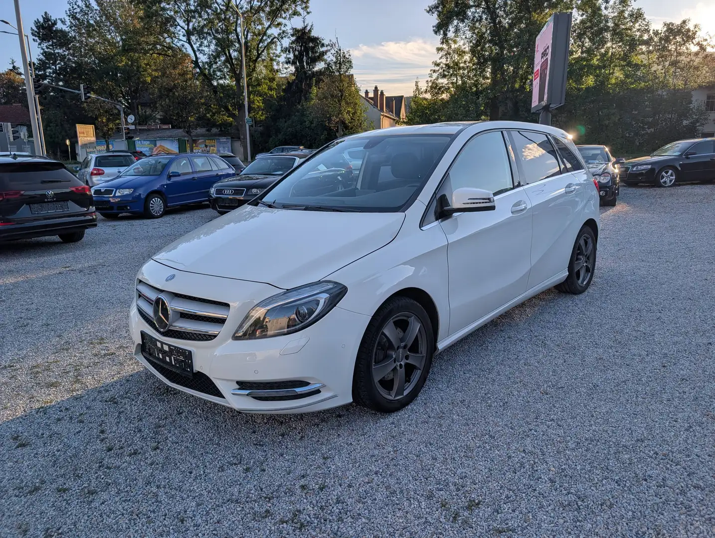 Mercedes-Benz B 180 B 180 (246.242) Weiß - 2