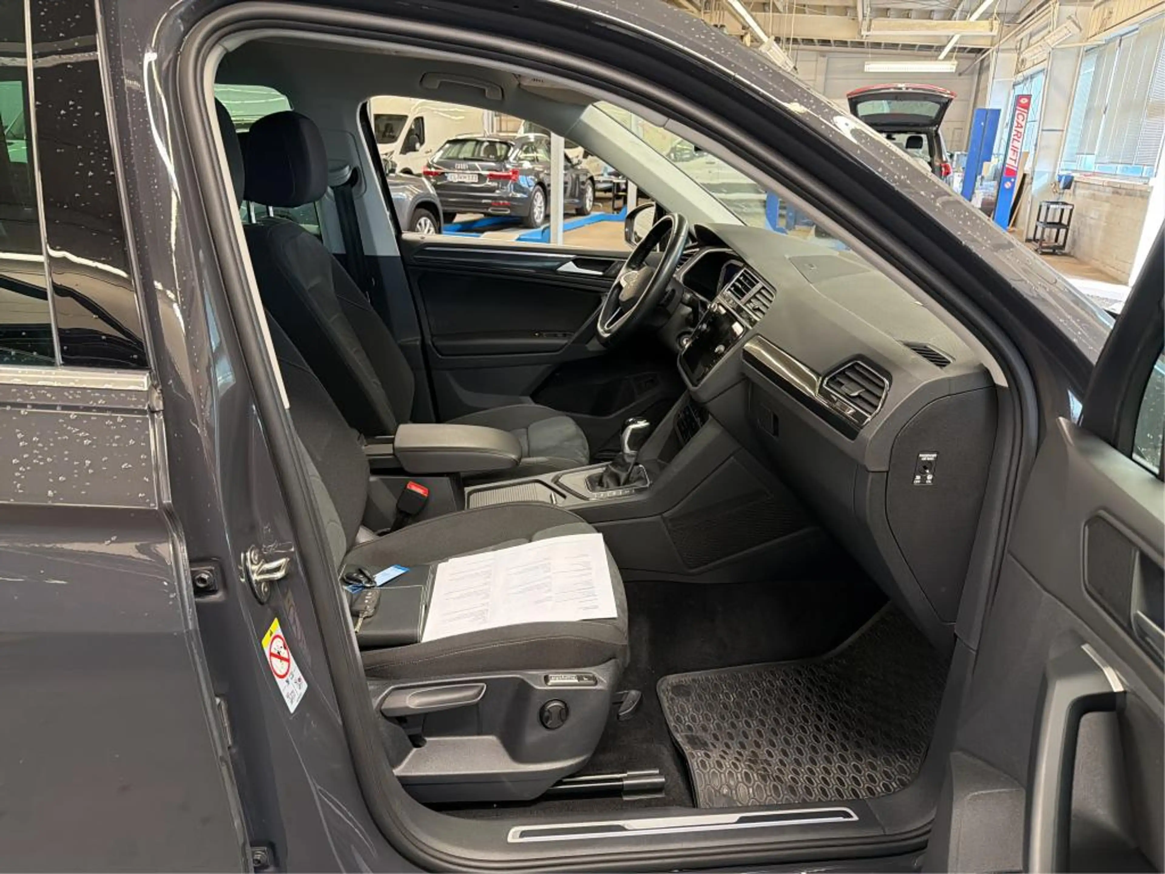 Volkswagen Tiguan Elegance 2.0 TDI*MATRIX-LED*Virutal*ACC*APP*AHK — photo 7