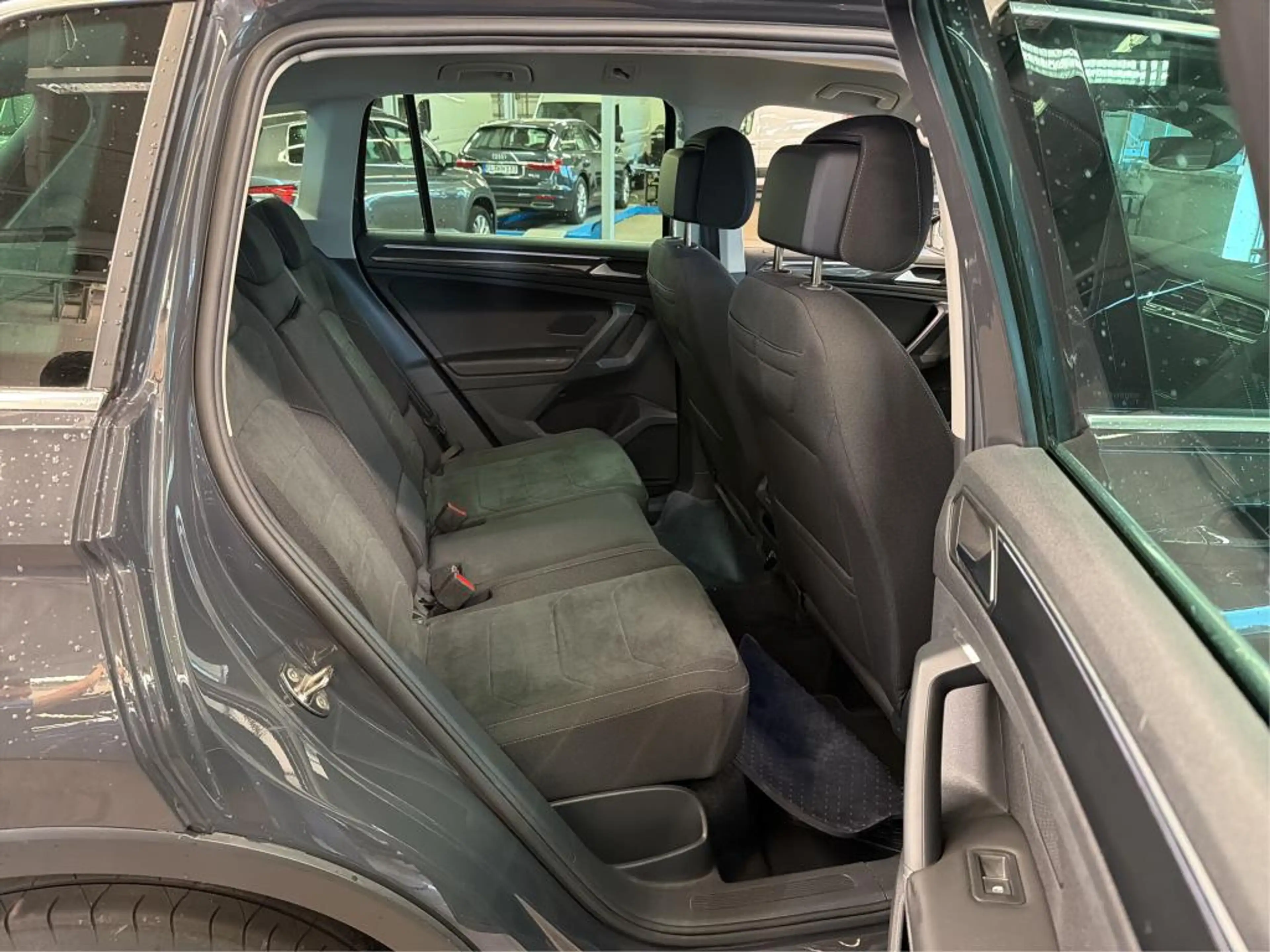 Volkswagen Tiguan Elegance 2.0 TDI*MATRIX-LED*Virutal*ACC*APP*AHK — photo 8