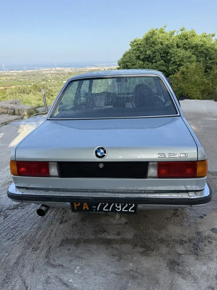 BMW 320 2p, foto 6